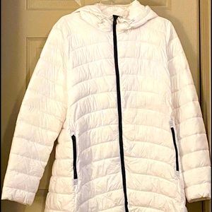 White jacket Gap!